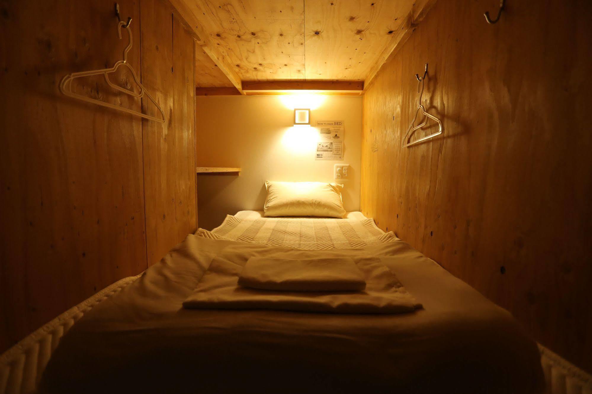 Fuku Hostel Namba Ōsaka Eksteriør bilde