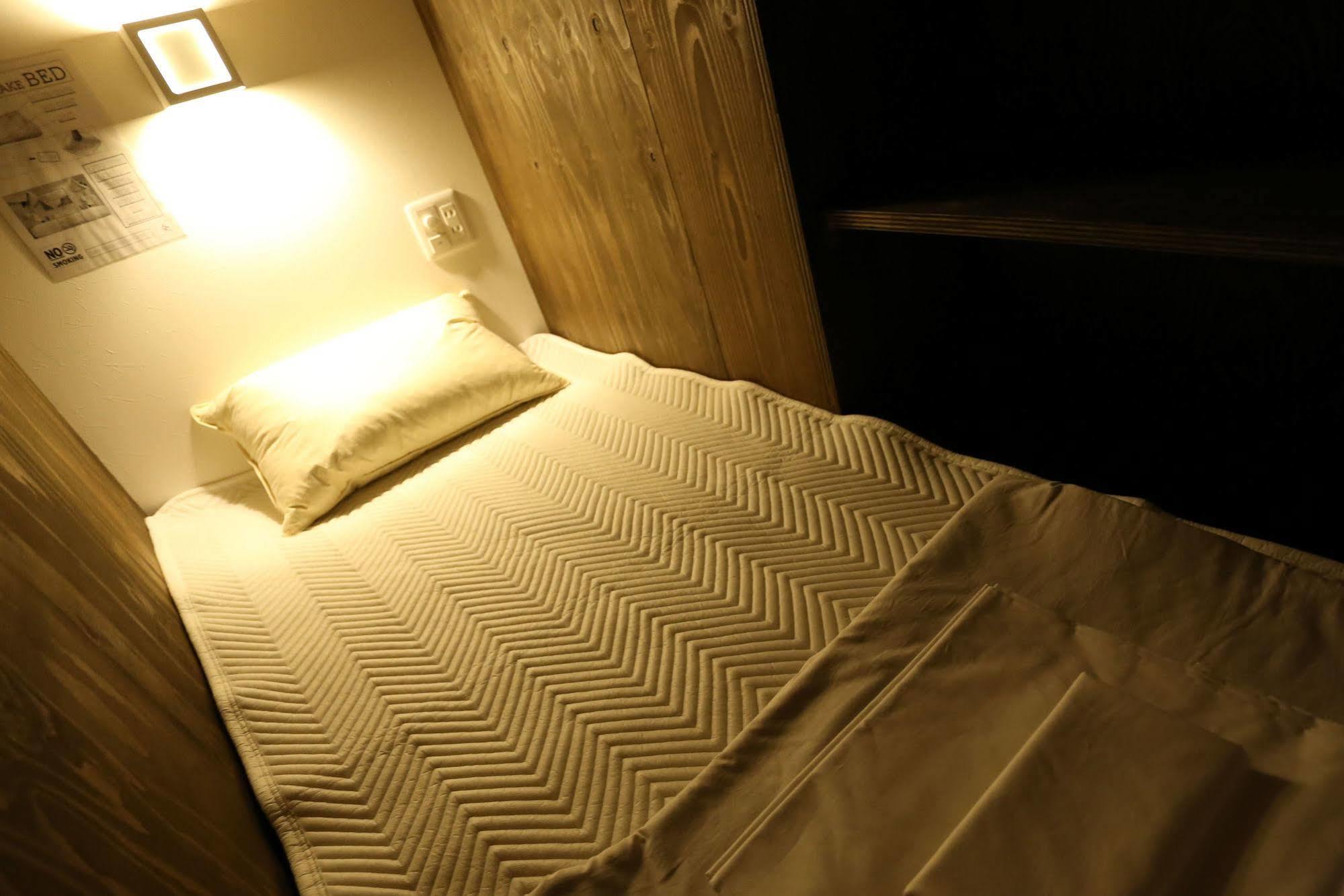 Fuku Hostel Namba Ōsaka Eksteriør bilde