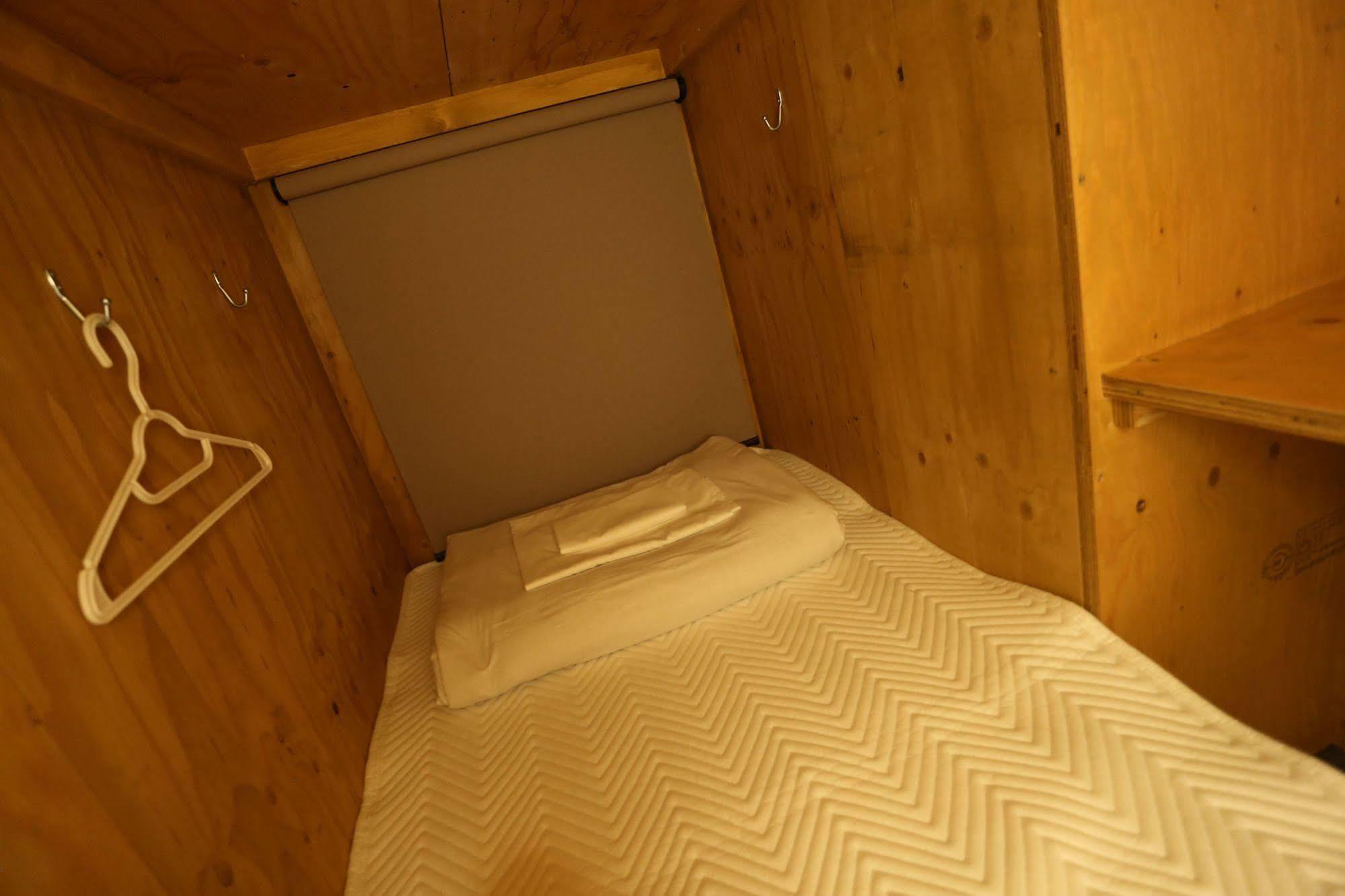 Fuku Hostel Namba Ōsaka Eksteriør bilde